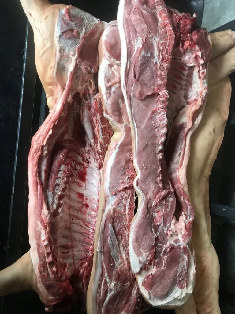 фотография продукта Продам охлажденную свинину